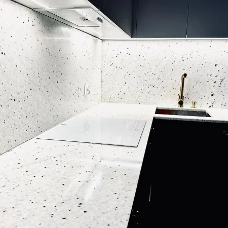 Mh Luxury * Poznan